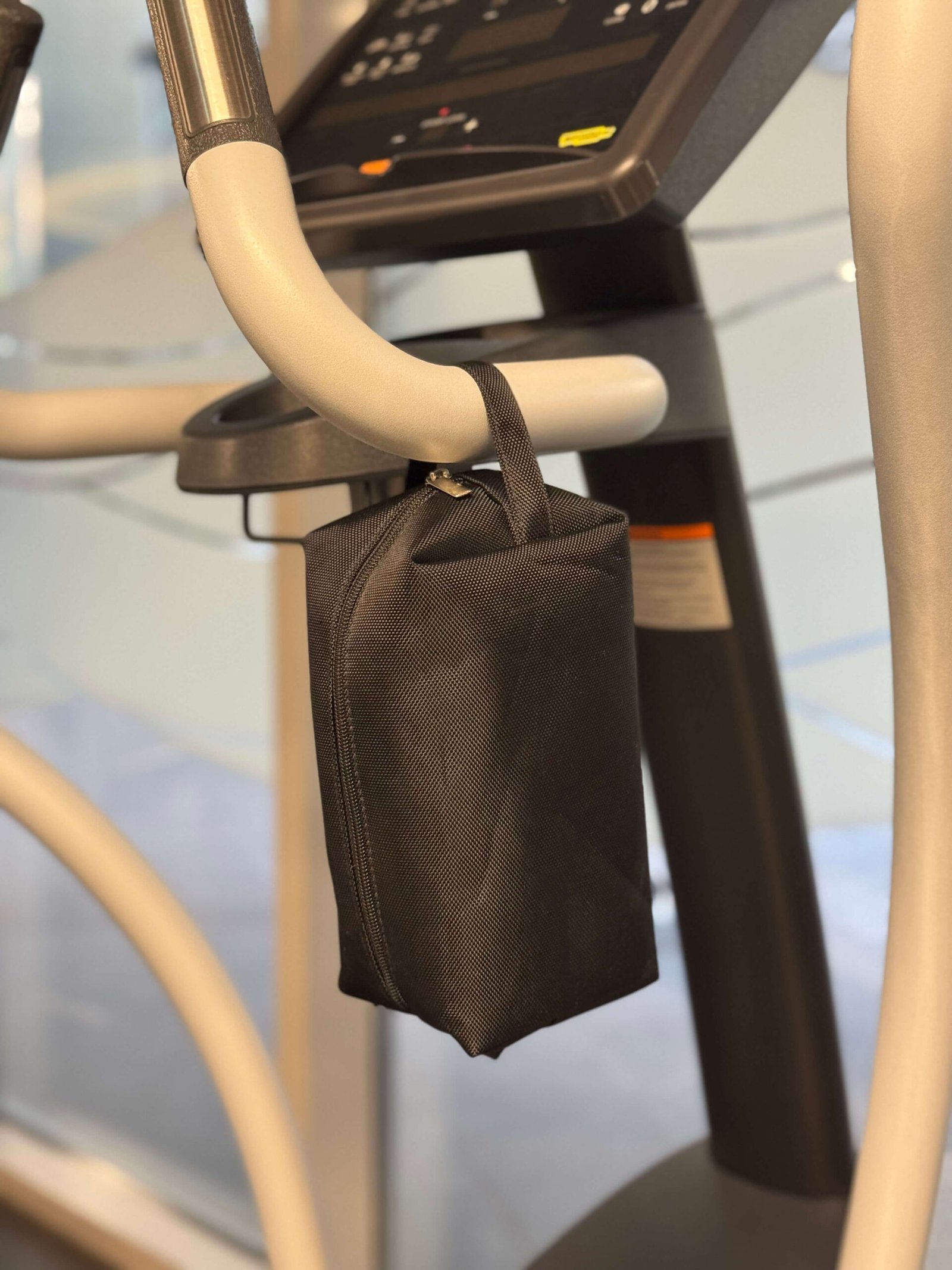 imgi_18_HK505 (3) Travel Pouch